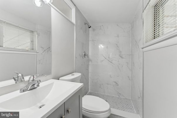 Bathroom, Interior, Marble Walls