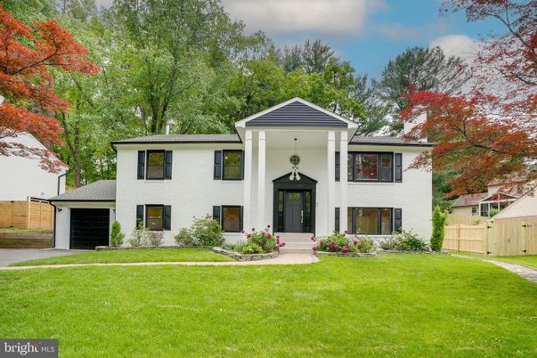 Attached, Backyard, Exterior, Facade, Georgian