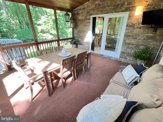 Dining room, Interior, Living room, Stone Walls