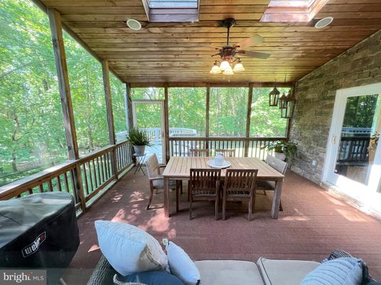 Dining room, Interior, Stone Walls, Sun Room, Wooden Ceilings