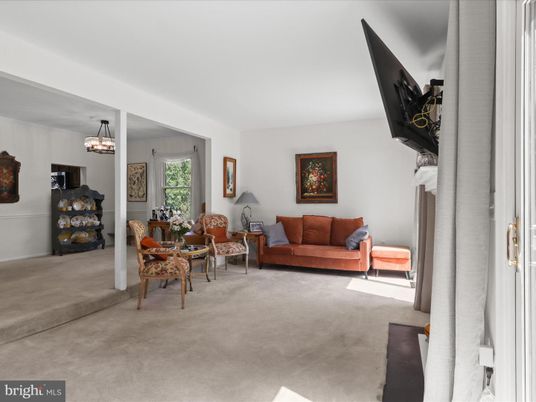 Chandelier, Dining room, Fireplace, Interior, Living room