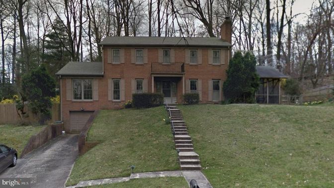 Backyard, Exterior, Facade, Brick Facade, Georgian