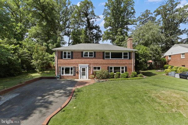 Backyard, Exterior, Facade, Brick Facade, Georgian