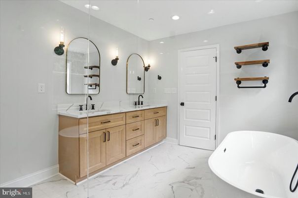Bathroom, Dual Sink Vanities, Free Standing Baths, Interior, Marble, Recessed Lighting