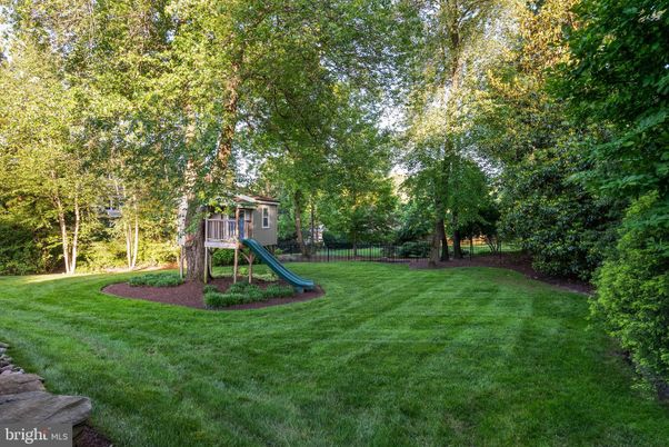 Backyard, Exterior, Playground