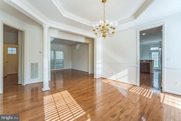 Chandelier, Empty room, Interior, Pendant Lights, Wood Texture Flooring