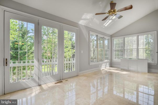 Empty room, Interior, Sun Room