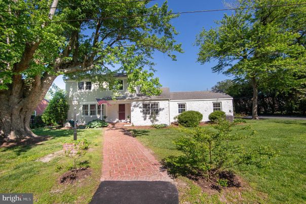 Backyard, Exterior, Facade, Georgian