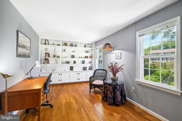 Home Office, Interior, Pendant Lights, Wood Texture Flooring