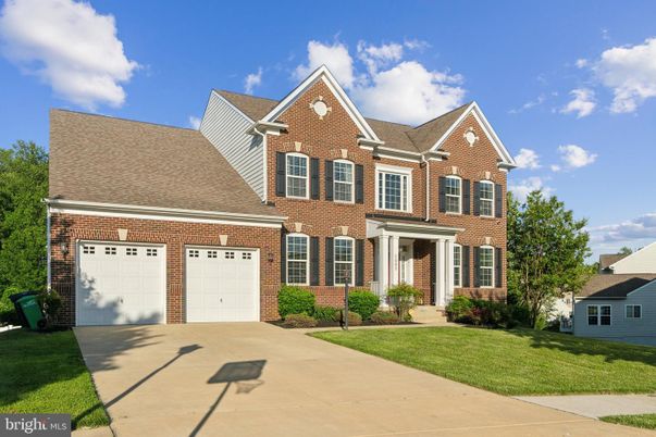 Attached, Exterior, Facade, Brick Facade, Brick Traditional