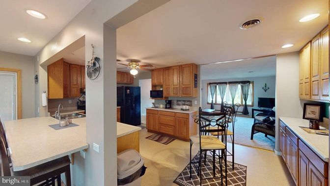 Dining room, Interior, Kitchen, Recessed Lighting