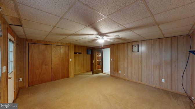 Empty room, Interior, Wooden Walls