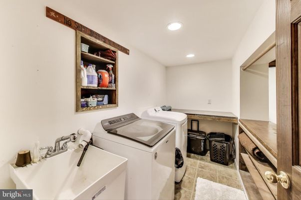 Interior, Recessed Lighting, Washer