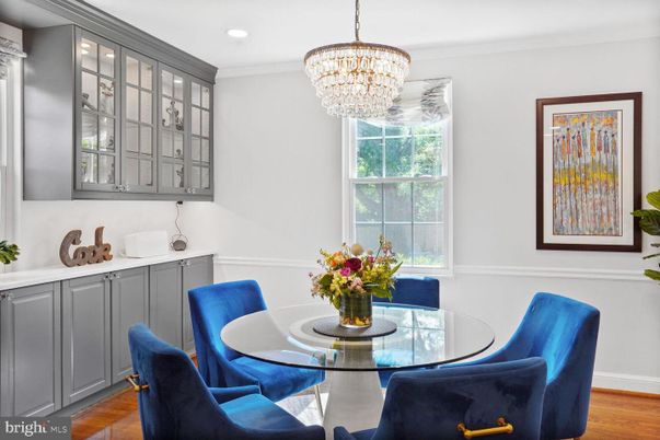 Chandelier, Dining room, Interior, Recessed Lighting, Wood Texture Flooring