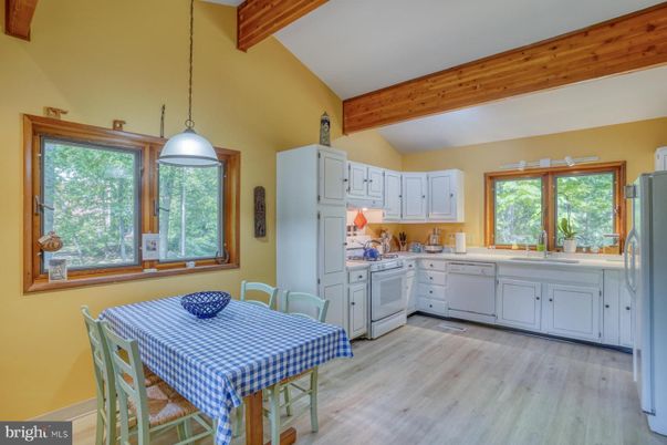 Dining room, Interior, Kitchen, Pendant Lights, Wooden Beams, Wood Texture Flooring
