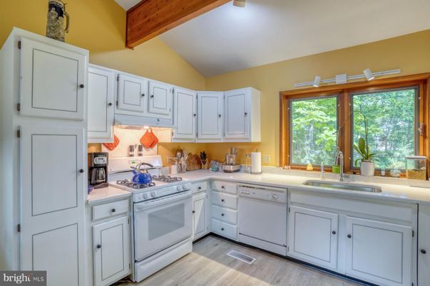 Interior, Kitchen, Wooden Beams, Wood Texture Flooring