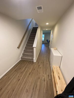 Interior, Recessed Lighting, Wood Texture Flooring