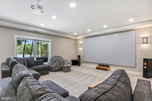 Interior, Living room, Projection Screen, Recessed Lighting, Theatre Room