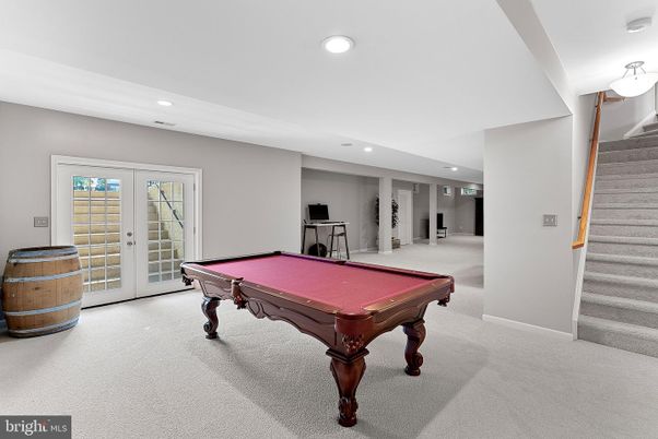 Billiard Table, Game Room, Interior, Recessed Lighting