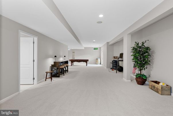 Billiard Table, Game Room, Interior, Recessed Lighting