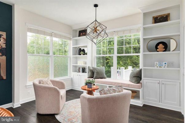 Interior, Living room, Pendant Lights, Wood Texture Flooring