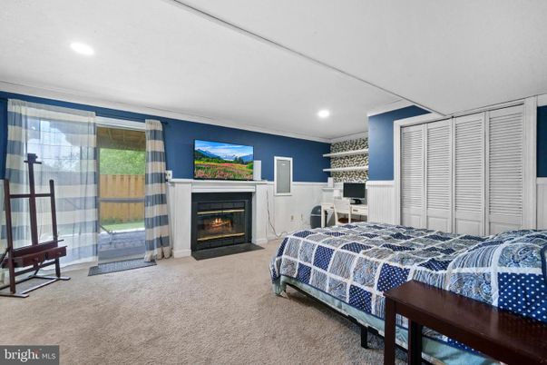 Bedroom, Fireplace, Interior, Recessed Lighting