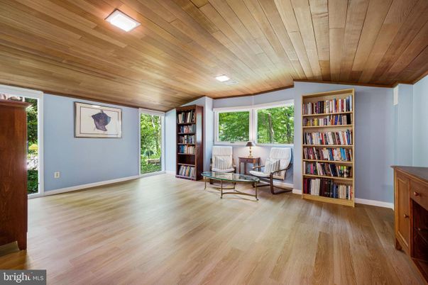 Interior, Recessed Lighting, Wooden Ceilings, Wood Texture Flooring