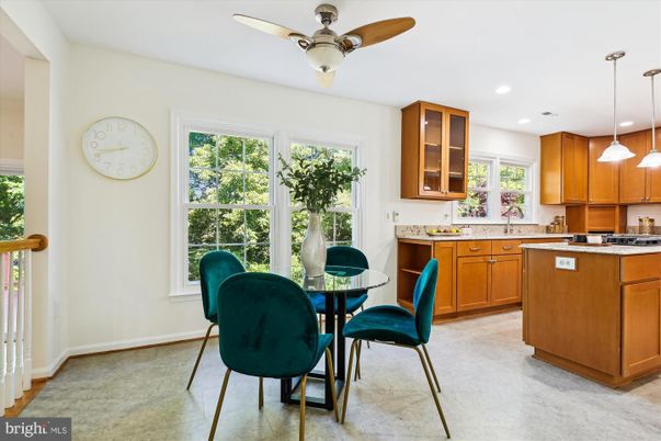Dining room, Interior, Kitchen, Pendant Lights, Recessed Lighting