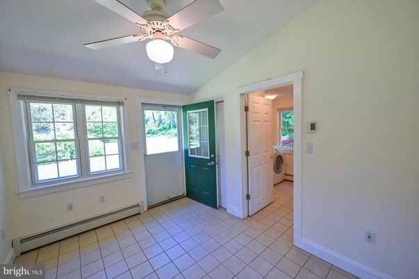 Empty room, Interior, Washer