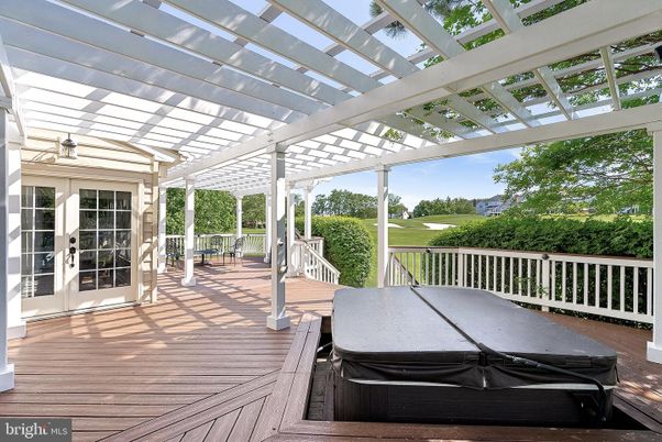 Exterior, Hot Tub