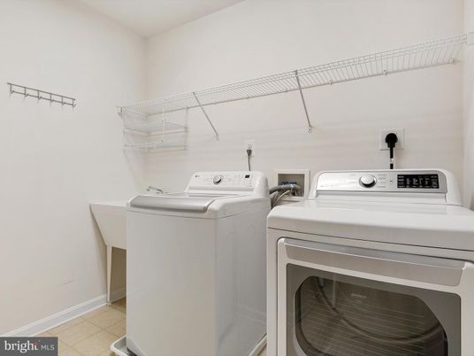 Interior, Washer