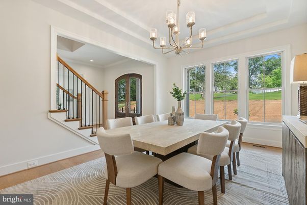 Chandelier, Dining room, Interior, Recessed Lighting, Wood Texture Flooring