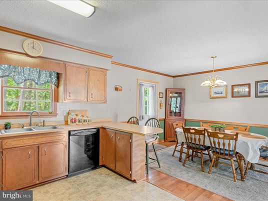 Dining room, Interior, Kitchen, Pendant Lights, Wood Texture Flooring