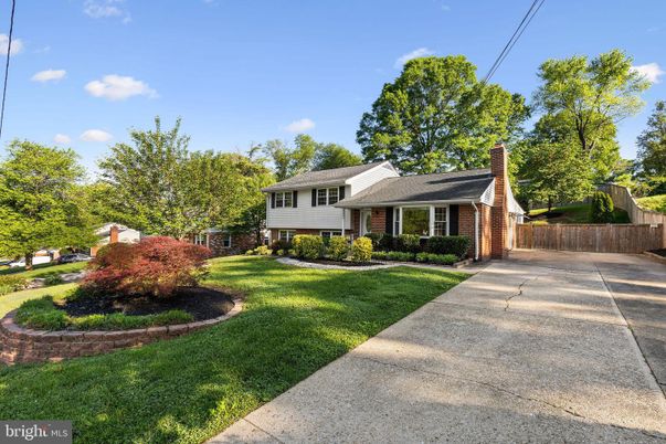 Backyard, Exterior, Facade, Brick Facade, Split Level