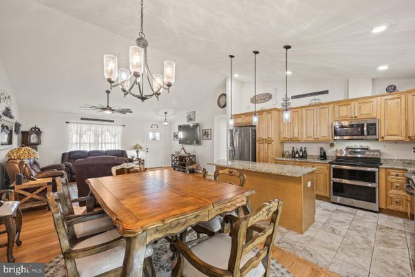 Chandelier, Dining room, Interior, Kitchen, Living room, Pendant Lights, Recessed Lighting