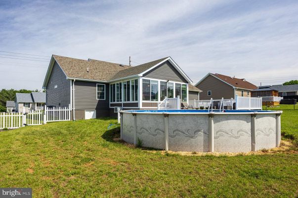 Backyard, Exterior, Pool
