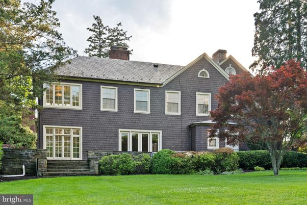 Backyard, Exterior, Facade, Georgian