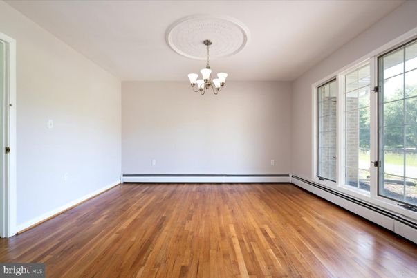 Chandelier, Empty room, Interior, Wood Texture Flooring