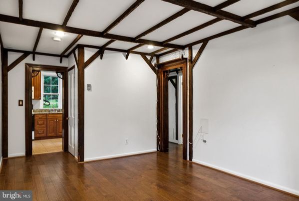 Empty room, Interior, Wooden Beams, Wood Texture Flooring