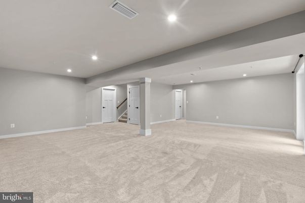 Empty room, Interior, Recessed Lighting