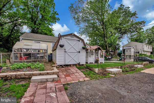 Backyard, Exterior, Playground