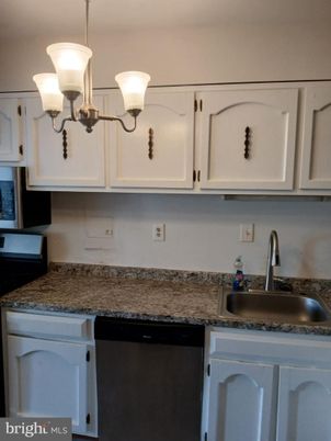 Chandelier, Interior, Kitchen