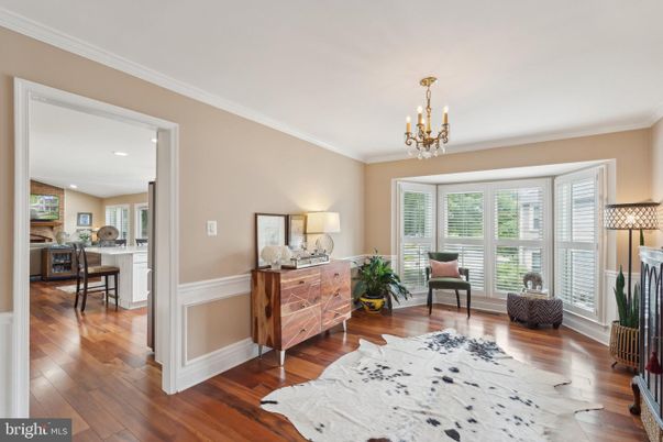 Chandelier, Interior, Recessed Lighting, Wood Texture Flooring