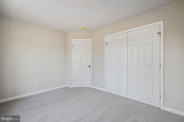 Detached Garage, Empty room, Interior