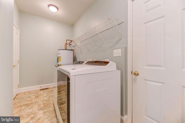 Interior, Washer