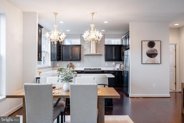 Chandelier, Dining room, Interior, Kitchen, Recessed Lighting, Wood Texture Flooring