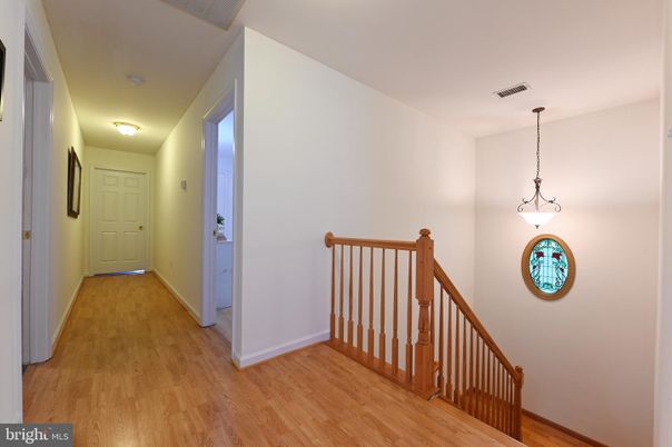Interior, Pendant Lights, Wood Texture Flooring
