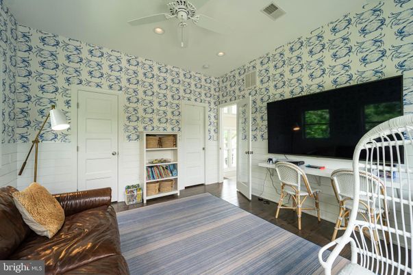 Home Office, Interior, Recessed Lighting, Wood Texture Flooring