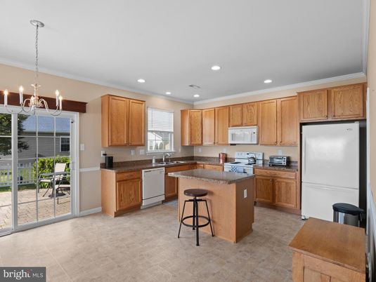 Chandelier, Interior, Kitchen, Recessed Lighting