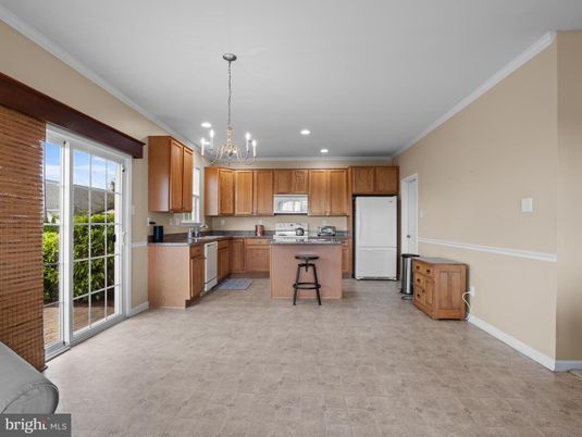 Chandelier, Interior, Kitchen, Pendant Lights, Recessed Lighting